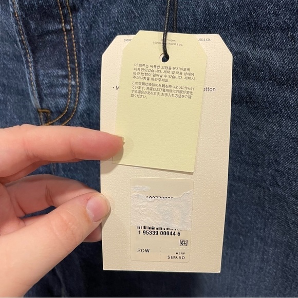 Levi’s Wedgie Straight Cut Off Plus Size Jeans in Size 20W - Picture 6 of 15